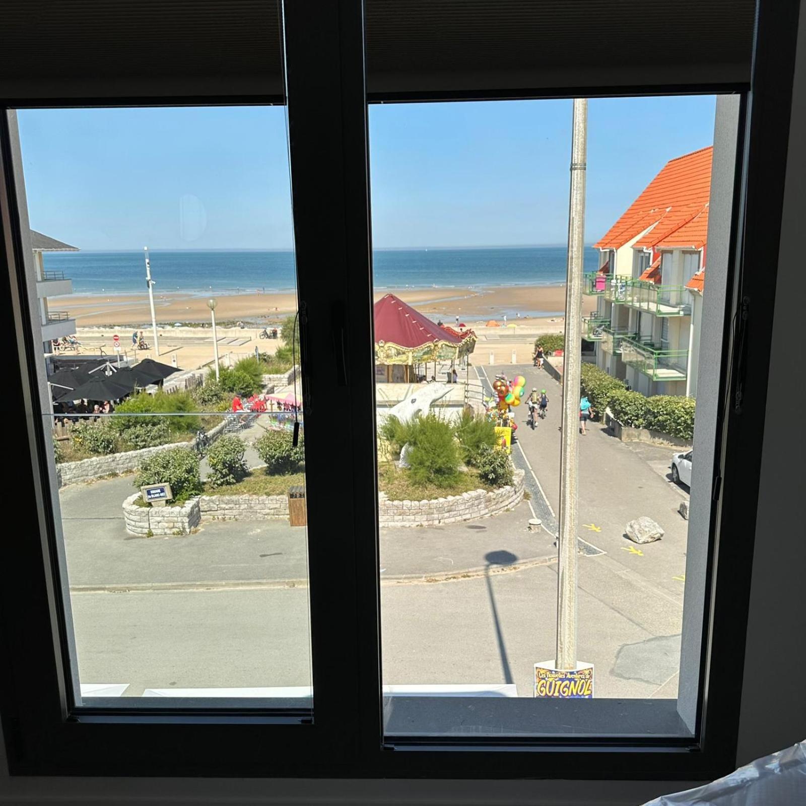 Logis- Hotel De La Baie De Wissant & Appartements Esterno foto